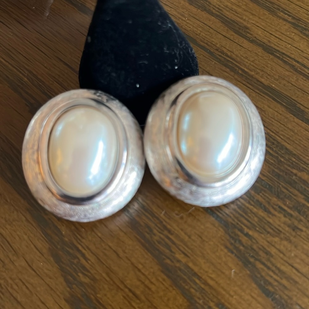 VINTAGE GIVENCHY EARRINGS